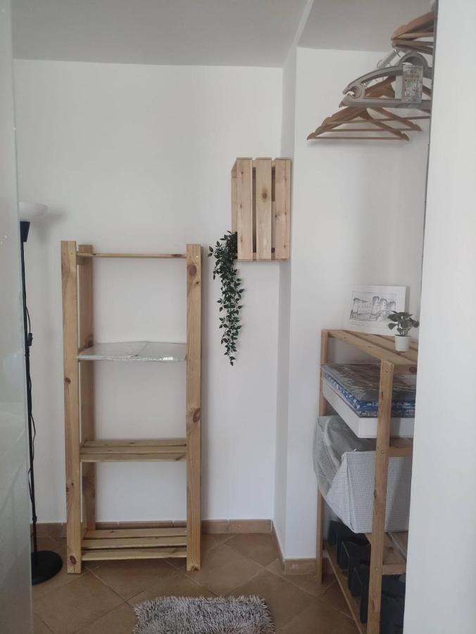 A Casa Justa Holiday House City Center Apartment เนเปิลส์ ภายนอก รูปภาพ